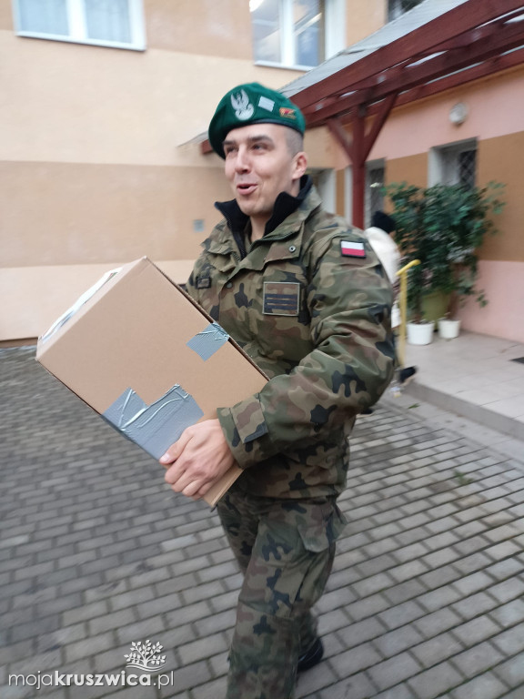 Dary jadą do kombatantów. Trwa akcja 