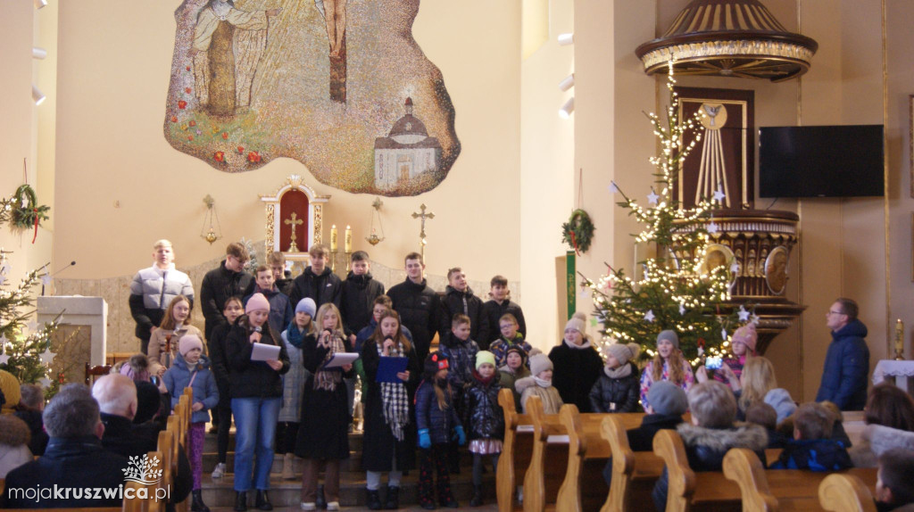 W Kościele św. Teresy w Kruszwicy odbył się koncert kolęd [FOTO]