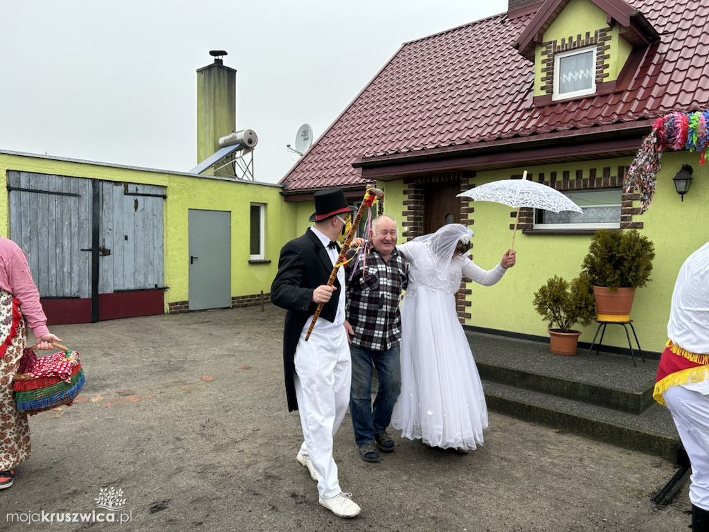 Pod Kruszwicą grasuje koza! Zobaczcie co dzieje się w gminie [FOTO]