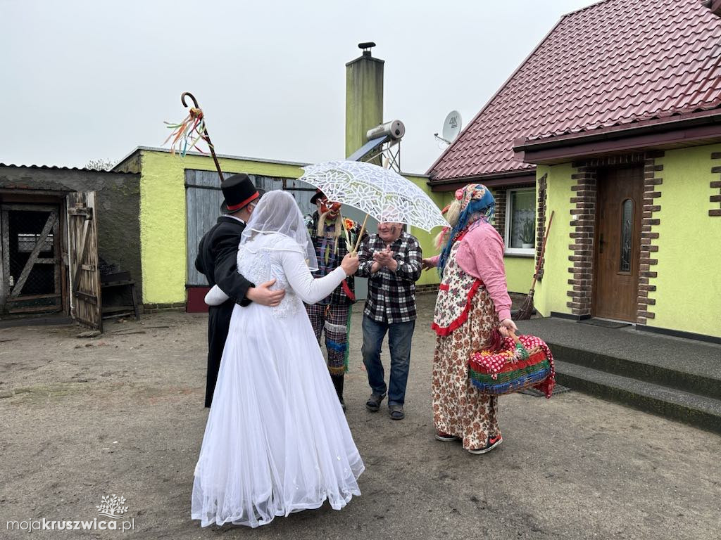 Pod Kruszwicą grasuje koza! Zobaczcie co dzieje się w gminie [FOTO]