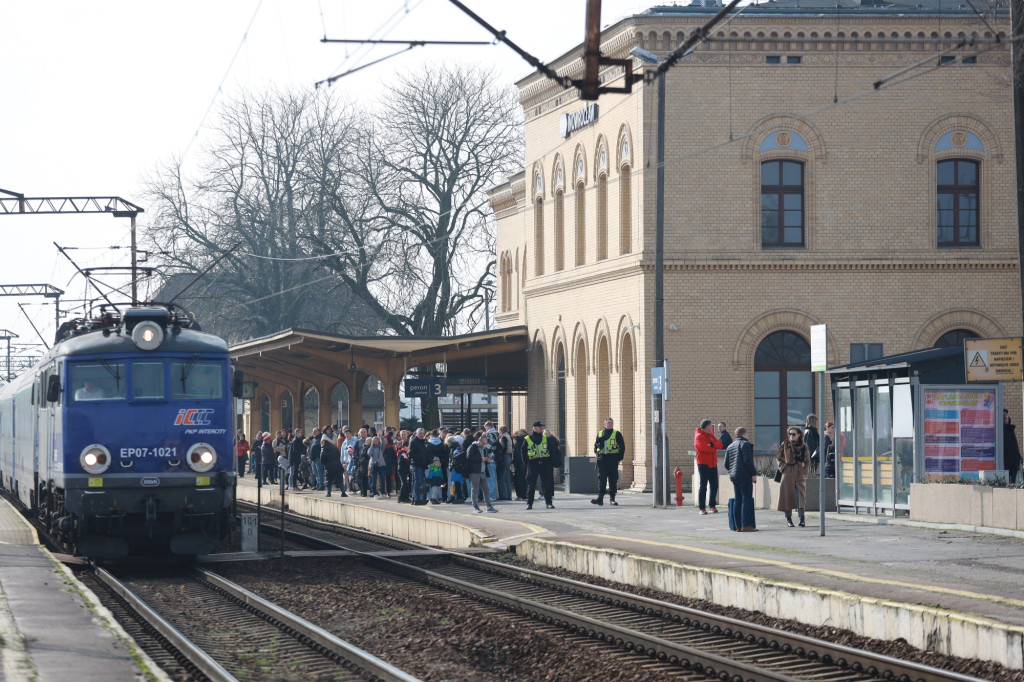 Turystyczny pociąg na Kujawach. Zobacz relację Powiatu Inowrocławskiego