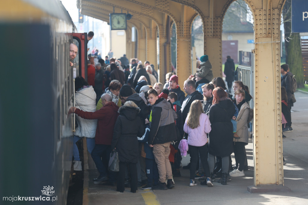 Turystyczny pociąg na Kujawach. Zobacz relację Powiatu Inowrocławskiego