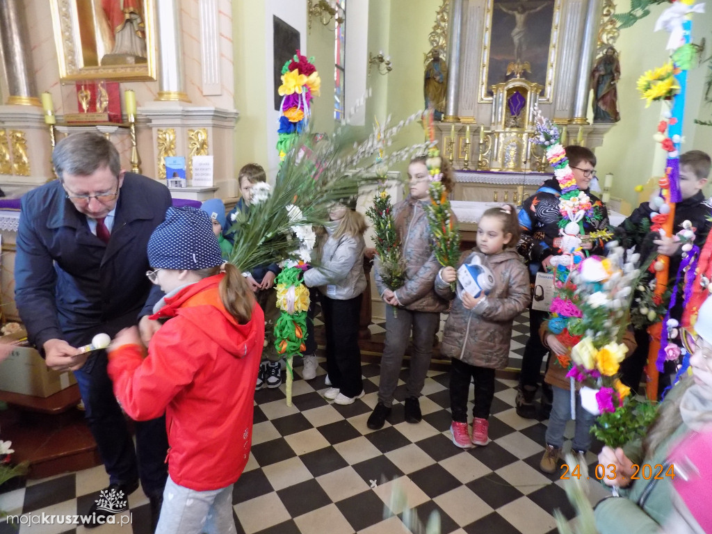 Najładniejsze Palmy Wielkanocne tylko w Chełmcach pod Kruszwicą [ZDJĘCIA]