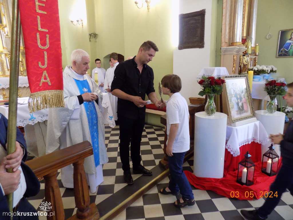 Chełmce. W parafii odbyło się wprowadzenie relikwii bł. Rodziny Ulmów