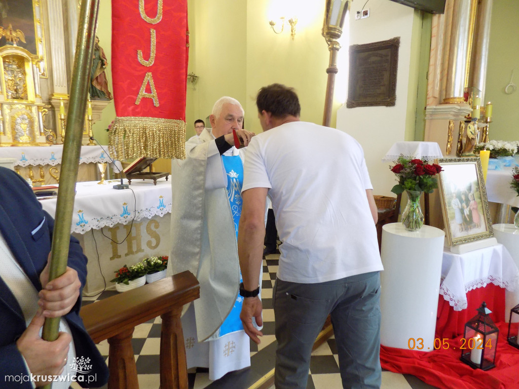 Chełmce. W parafii odbyło się wprowadzenie relikwii bł. Rodziny Ulmów