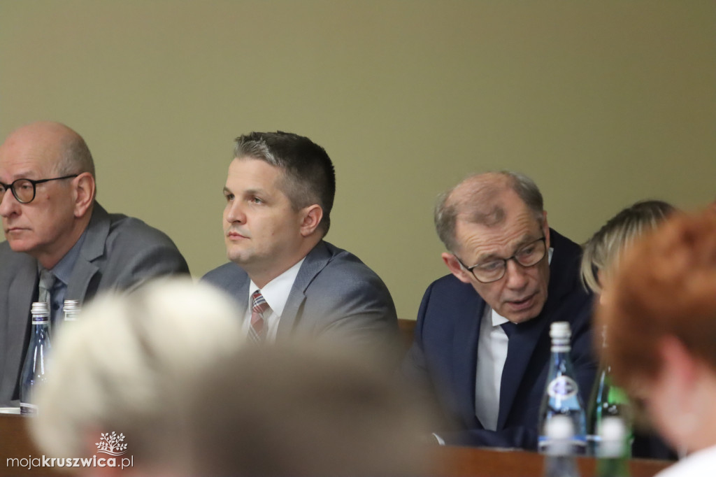 Ostatnia sesja kadencji 2018-2024 w Kruszwicy na zdjęciach [FOTO]