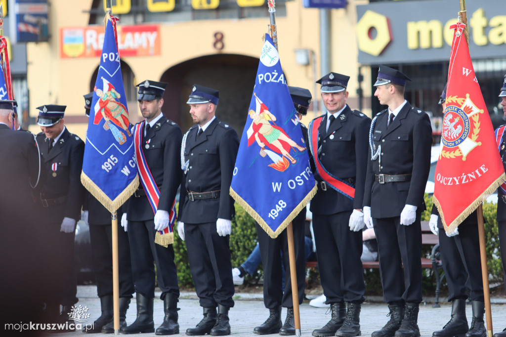 Gminny Dzień Strażaka cz. 2 Uroczystości na kruszwickim rynku