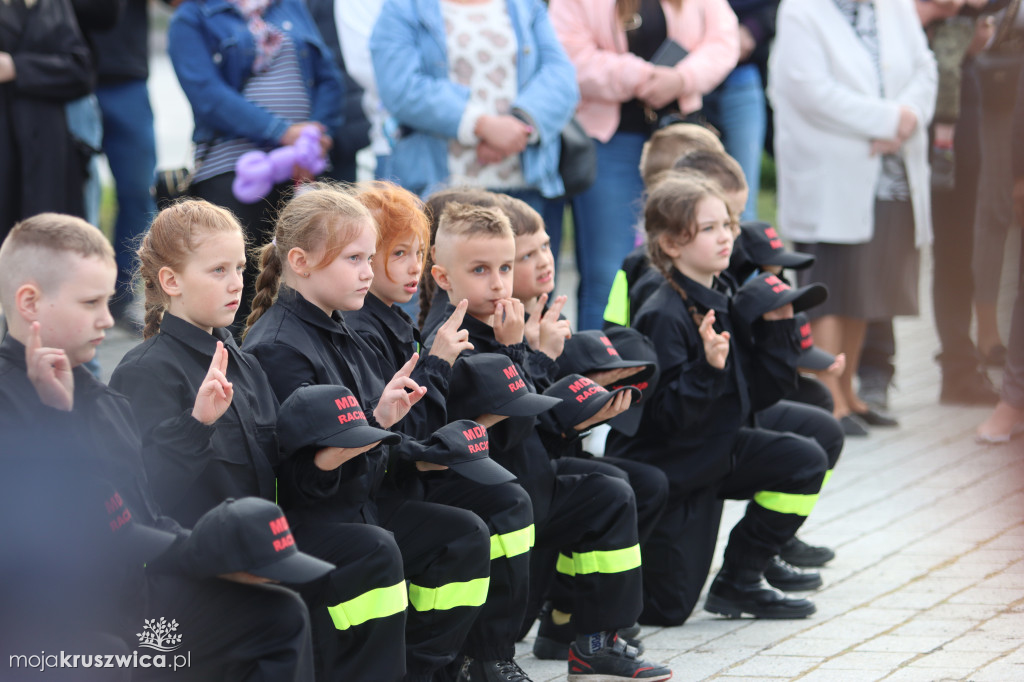 Gminny Dzień Strażaka cz. 2 Uroczystości na kruszwickim rynku