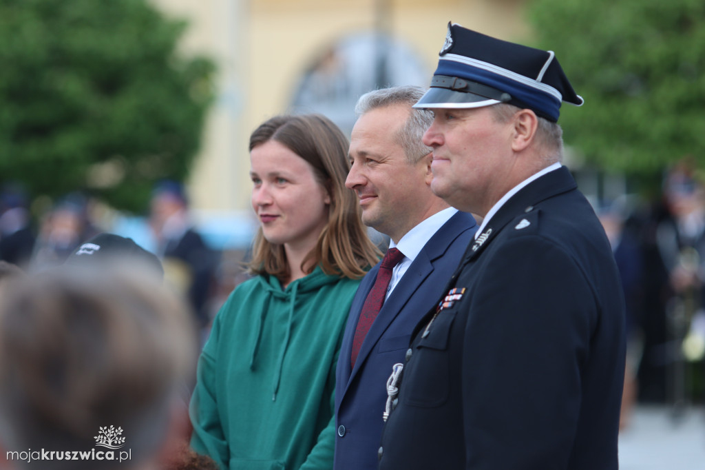 Gminny Dzień Strażaka cz. 2 Uroczystości na kruszwickim rynku