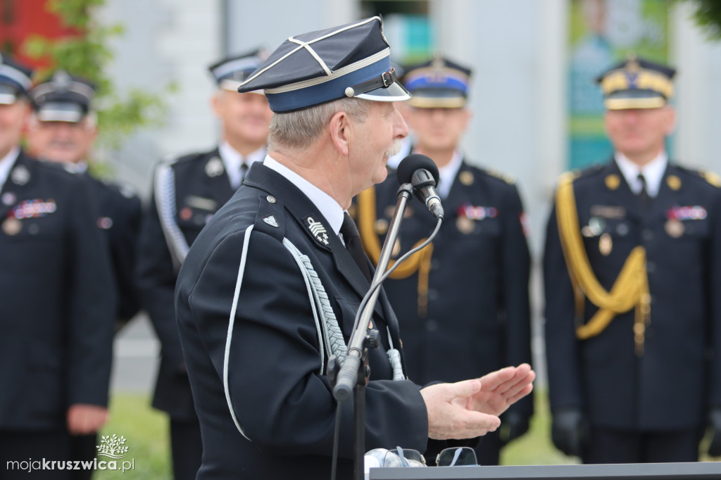Gminny Dzień Strażaka cz. 2 Uroczystości na kruszwickim rynku