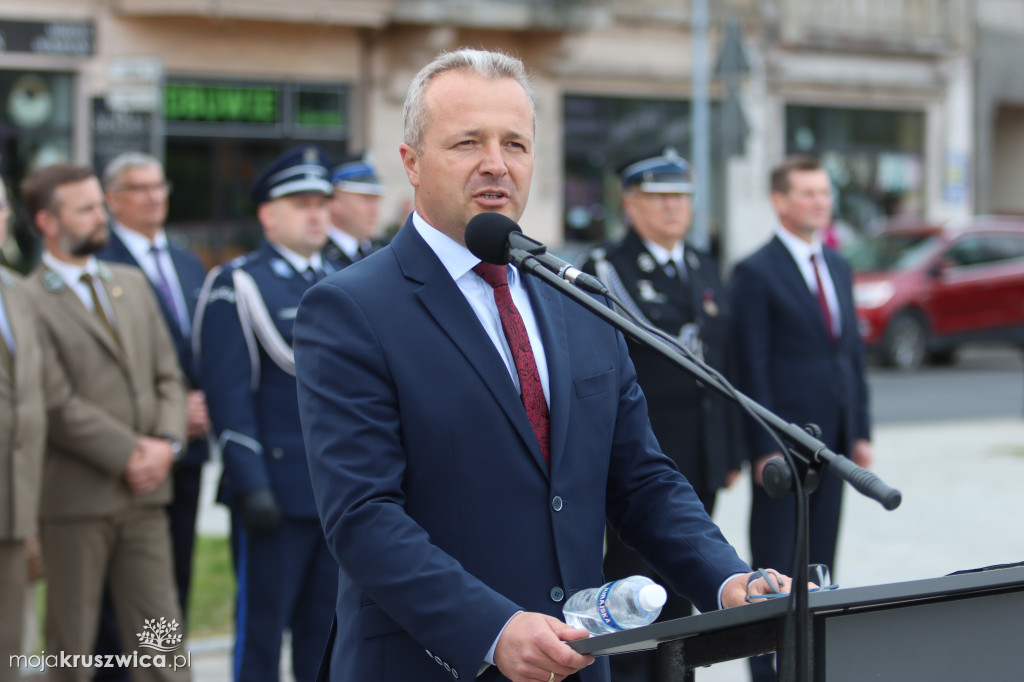Gminny Dzień Strażaka cz. 2 Uroczystości na kruszwickim rynku