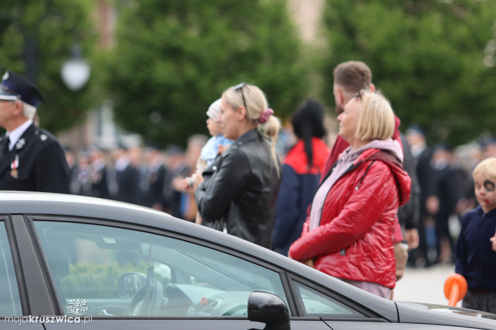 Gminny Dzień Strażaka cz. 2 Uroczystości na kruszwickim rynku