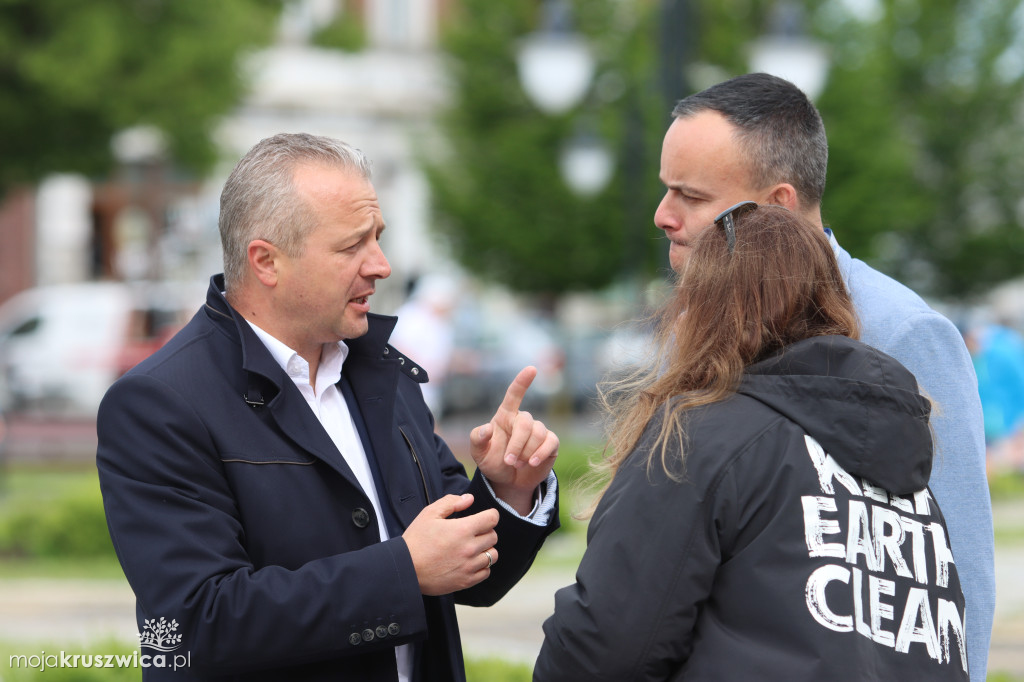  Rozpoczął się Bieg Piastowski z Kruszwicy do Inowrocławia! Uczestnicy są na trasie