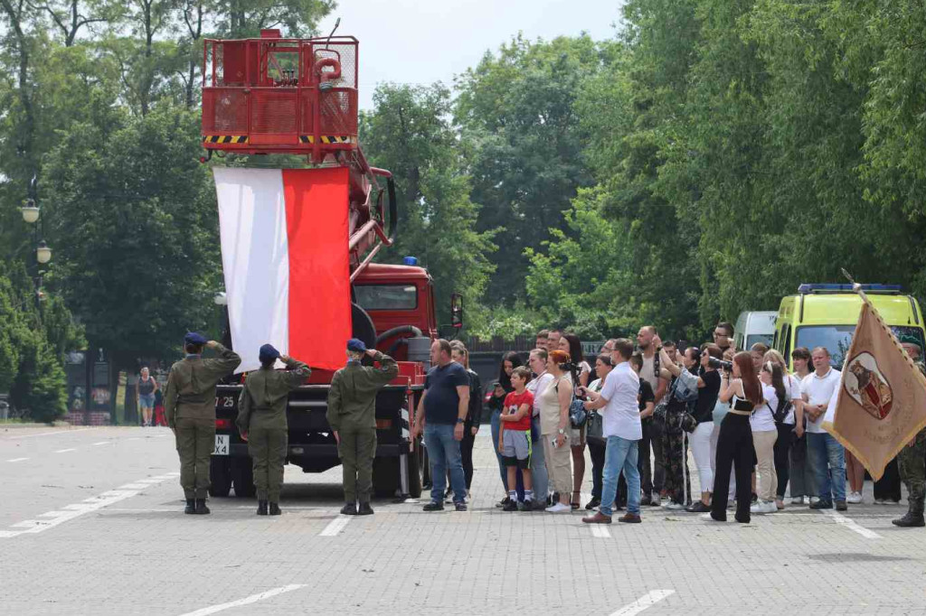  Uroczyste ślubowanie uczniów Zespołu Szkół w Kruszwicy. Zobaczcie to na zdjęciach