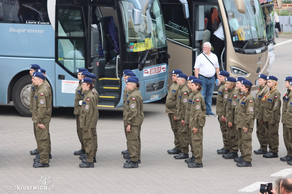  Uroczyste ślubowanie uczniów Zespołu Szkół w Kruszwicy. Zobaczcie to na zdjęciach