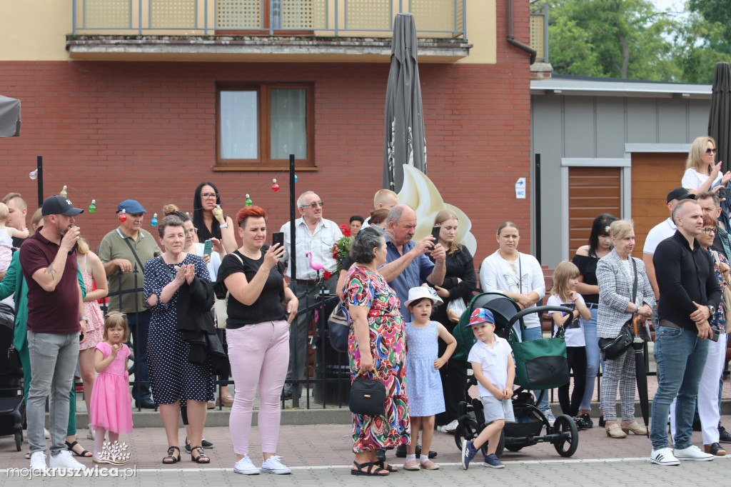  Uroczyste ślubowanie uczniów Zespołu Szkół w Kruszwicy. Zobaczcie to na zdjęciach