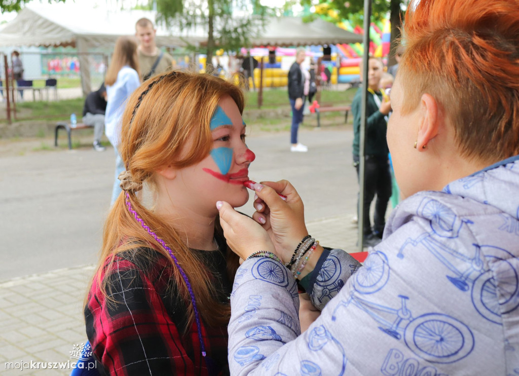 Festyn z okazji Dnia Dziecka odbył się w ZSO w Kruszwicy [FOTO]