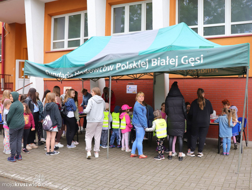 Festyn z okazji Dnia Dziecka odbył się w ZSO w Kruszwicy [FOTO]