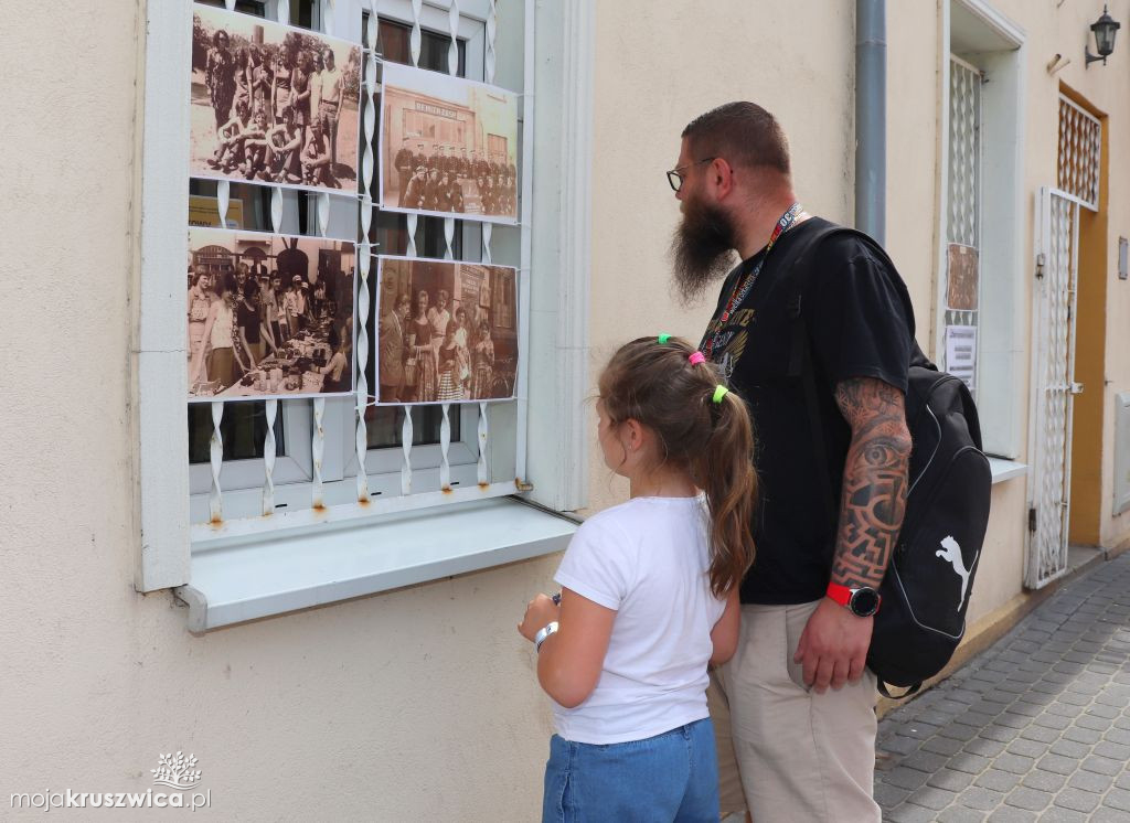 „Zatrzymani w kadrze” - Mieszkańcy Kruszwicy na dawnej fotografii