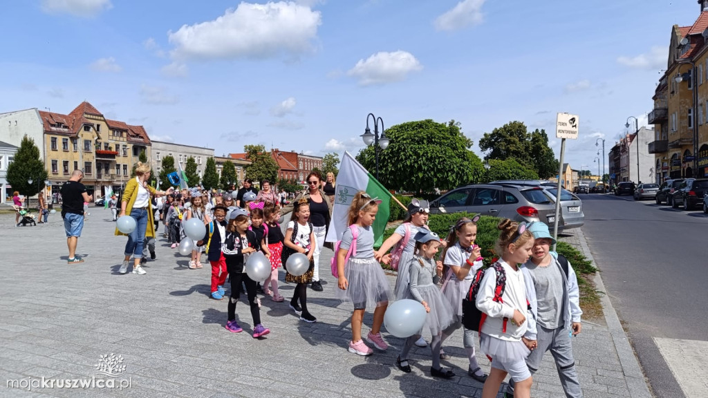 Ulicami Kruszwicy przeszły... myszy. Za nami parada [ZDJĘCIA]