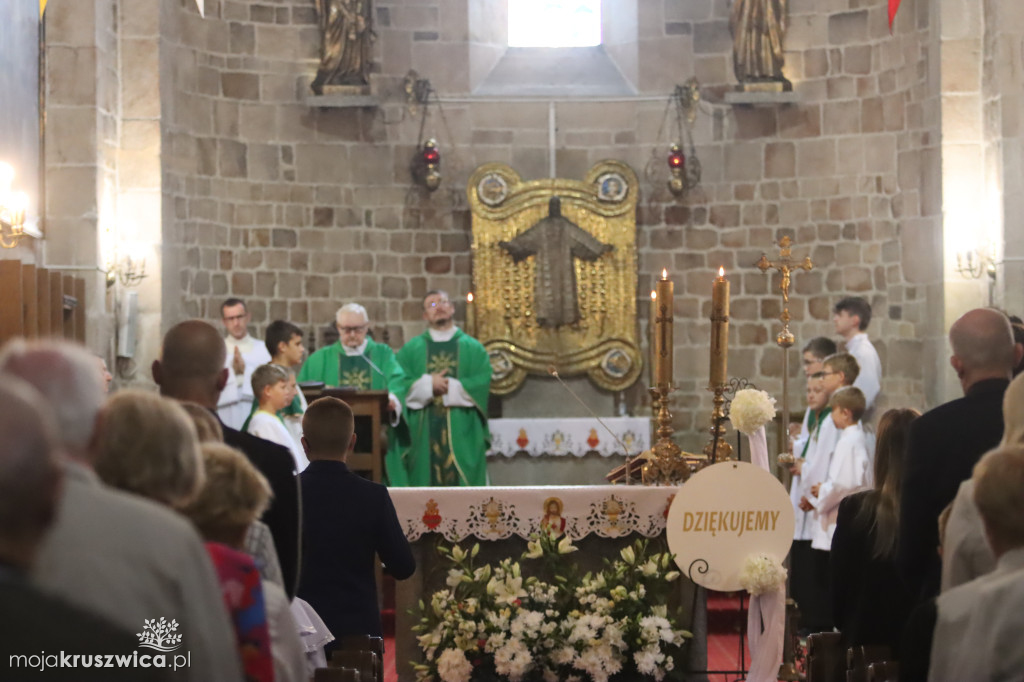 Pożegnanie księży w kruszwickiej kolegiacie