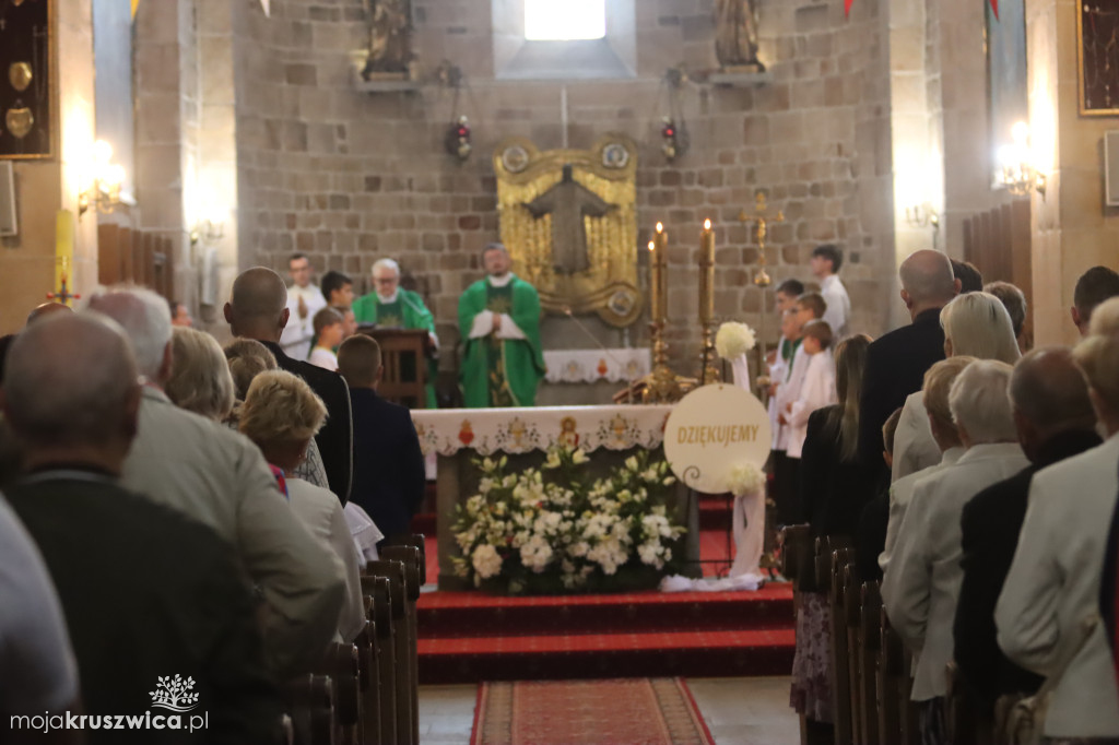 Pożegnanie księży w kruszwickiej kolegiacie