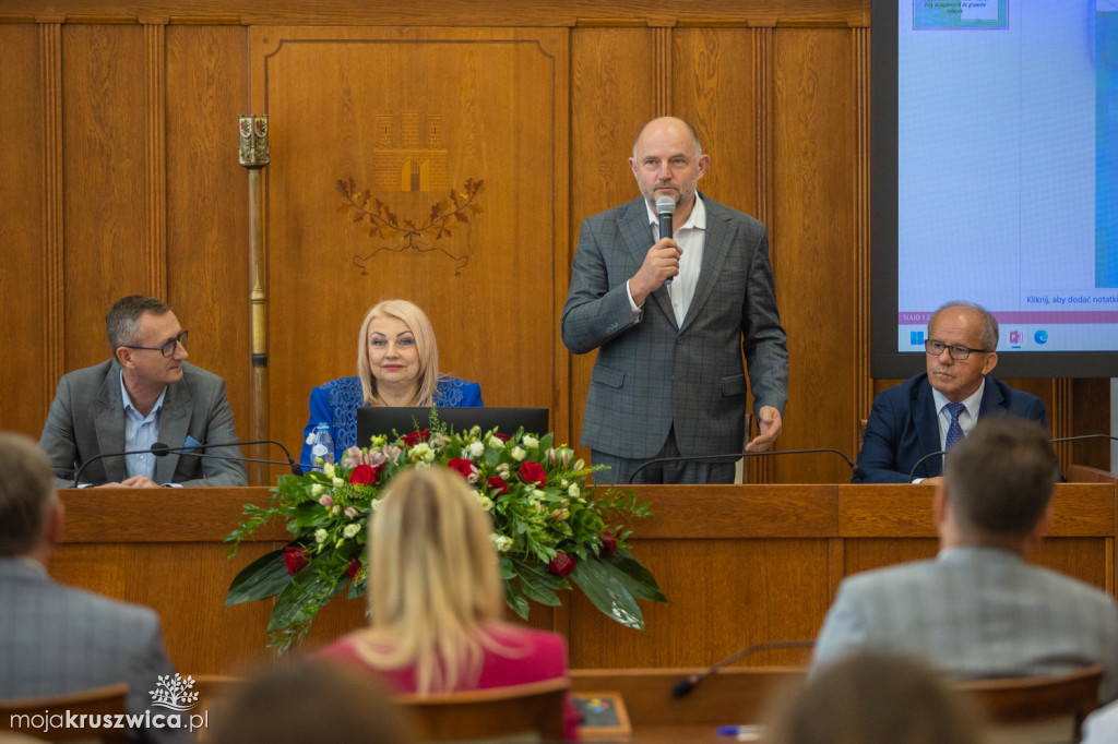 Te drogi otrzymały miliony, aby wyglądać lepiej [FOTORELACJA]