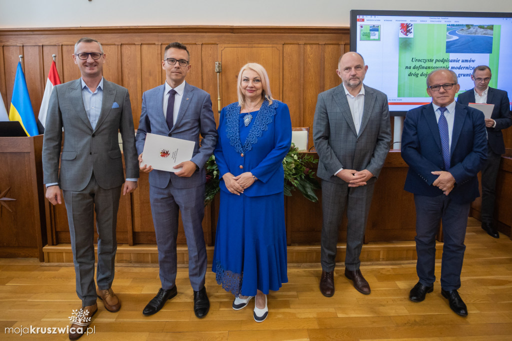 Te drogi otrzymały miliony, aby wyglądać lepiej [FOTORELACJA]