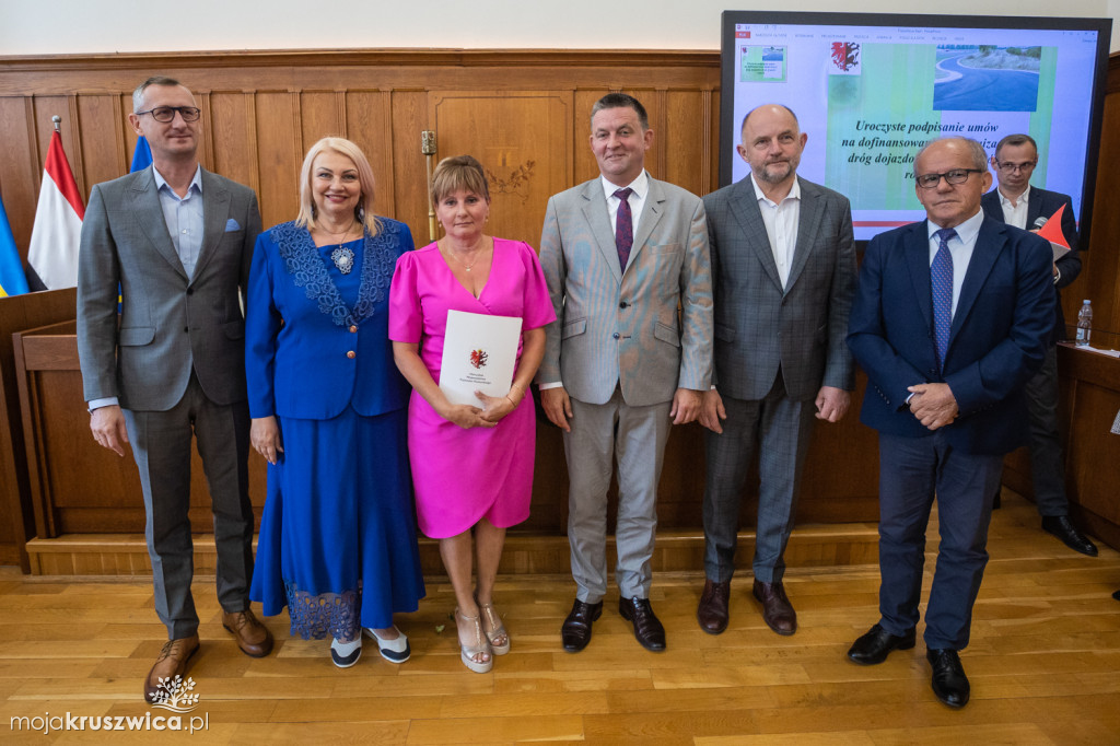 Te drogi otrzymały miliony, aby wyglądać lepiej [FOTORELACJA]