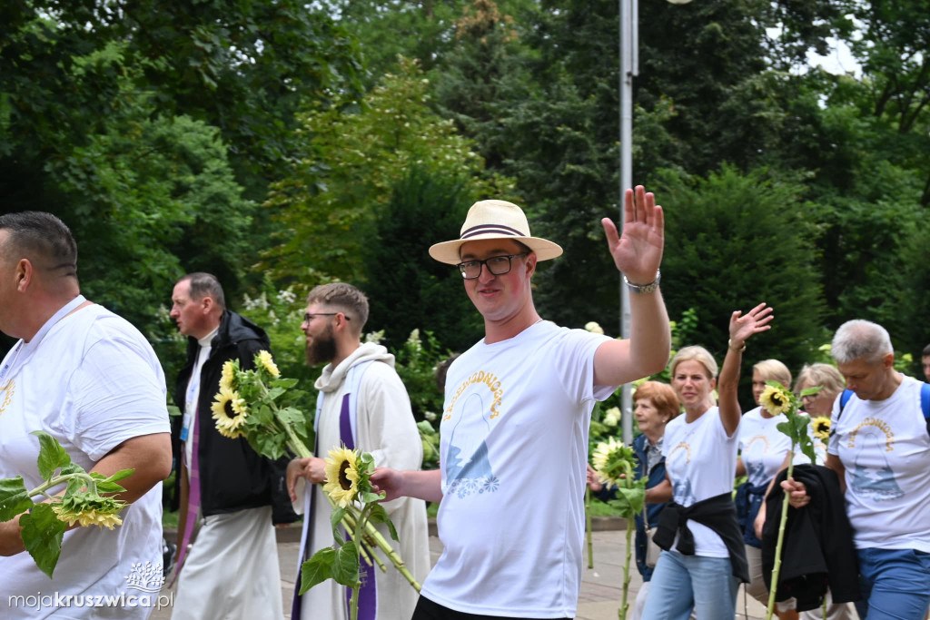 Pielgrzymi dotarli na Jasną Górę. Wśród nich byli kruszwiczanie [FOTO]