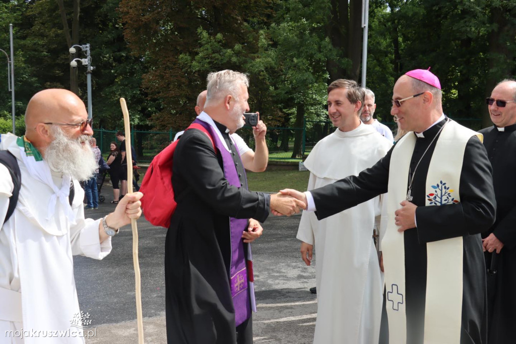 Pielgrzymi dotarli na Jasną Górę. Wśród nich byli kruszwiczanie [FOTO]