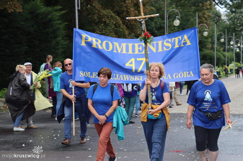 Pielgrzymi dotarli na Jasną Górę. Wśród nich byli kruszwiczanie [FOTO]