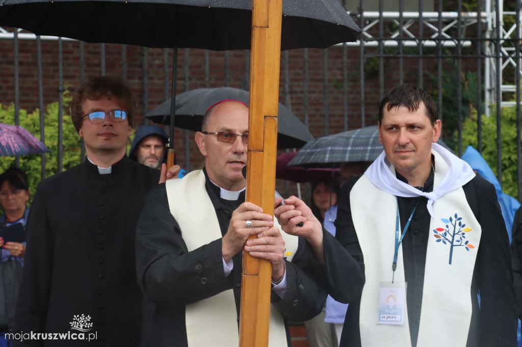 Pielgrzymi dotarli na Jasną Górę. Wśród nich byli kruszwiczanie [FOTO]