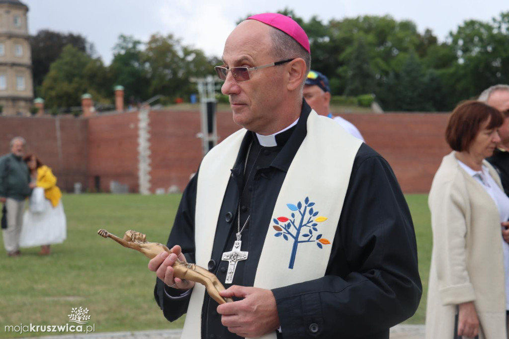 Pielgrzymi dotarli na Jasną Górę. Wśród nich byli kruszwiczanie [FOTO]