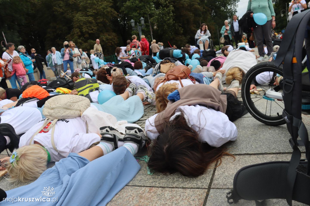 Pielgrzymi dotarli na Jasną Górę. Wśród nich byli kruszwiczanie [FOTO]