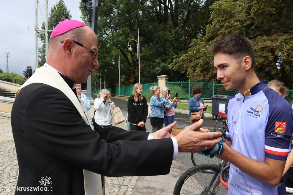 Pielgrzymi dotarli na Jasną Górę. Wśród nich byli kruszwiczanie [FOTO]