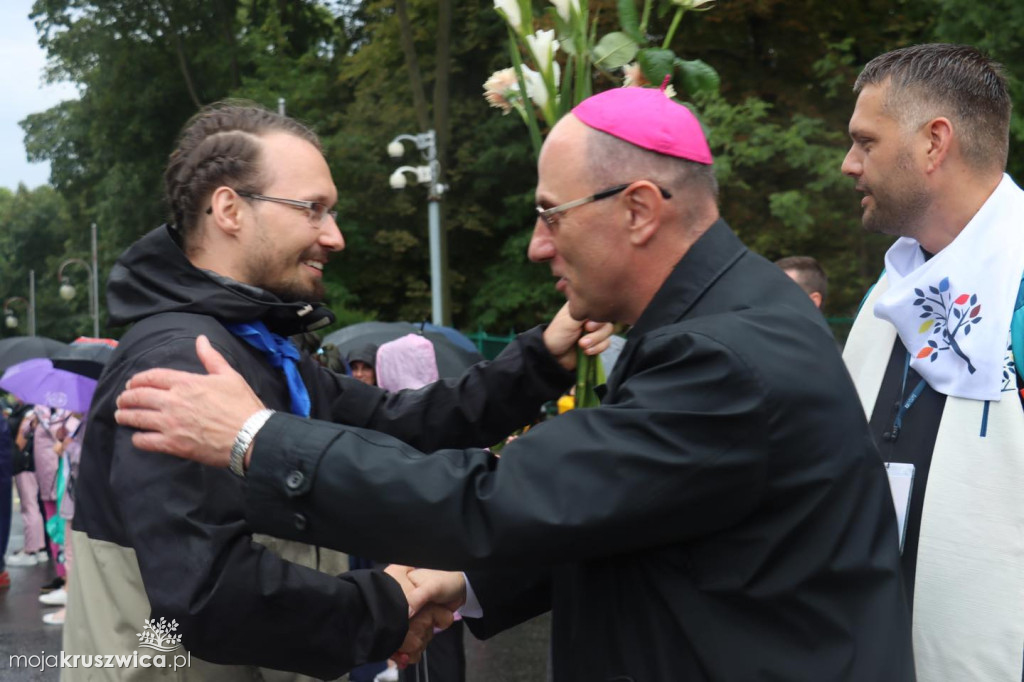 Pielgrzymi dotarli na Jasną Górę. Wśród nich byli kruszwiczanie [FOTO]