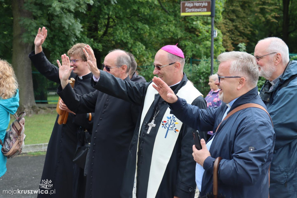 Pielgrzymi dotarli na Jasną Górę. Wśród nich byli kruszwiczanie [FOTO]