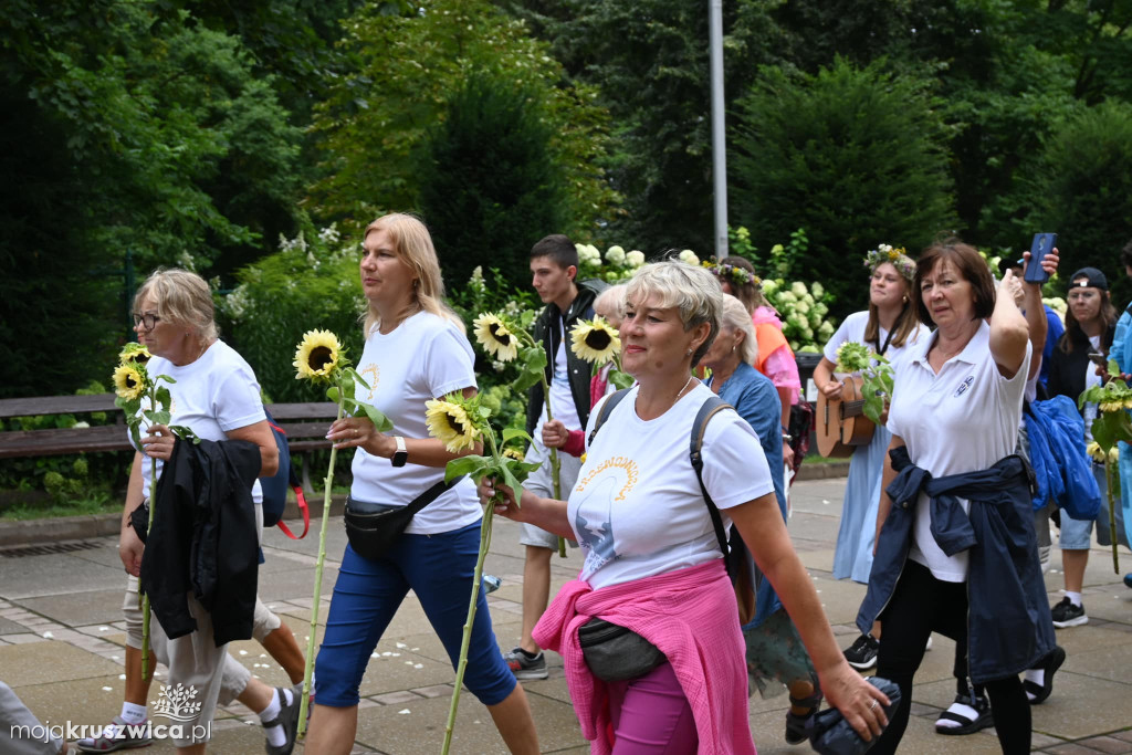 Pielgrzymi dotarli na Jasną Górę. Wśród nich byli kruszwiczanie [FOTO]