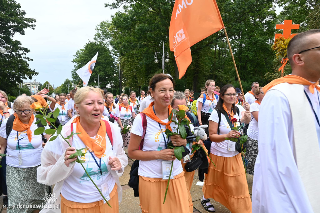 Pielgrzymi dotarli na Jasną Górę. Wśród nich byli kruszwiczanie [FOTO]