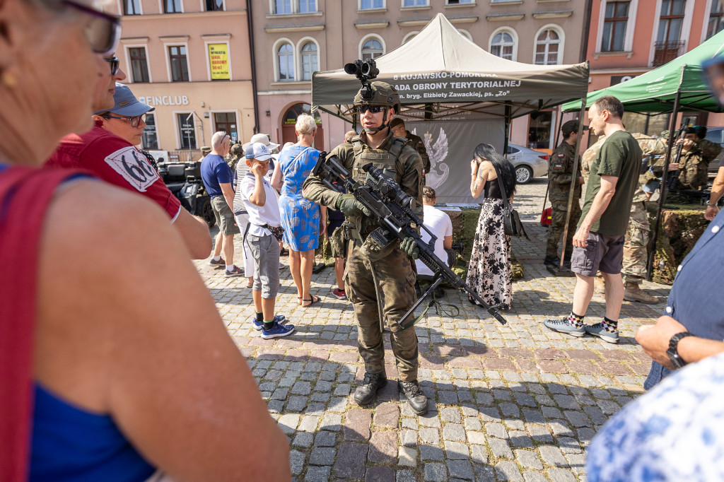 Obchody Święta Wojska Polskiego w Kujawsko-Pomorskiem [FOTORELACJA]