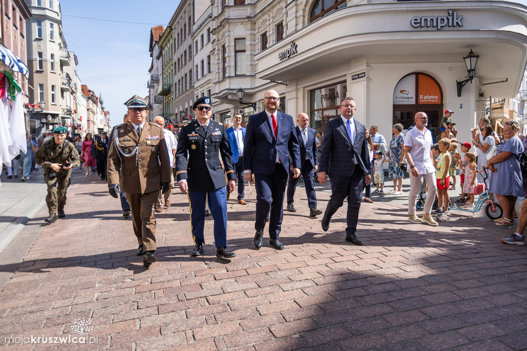 Obchody Święta Wojska Polskiego w Kujawsko-Pomorskiem [FOTORELACJA]