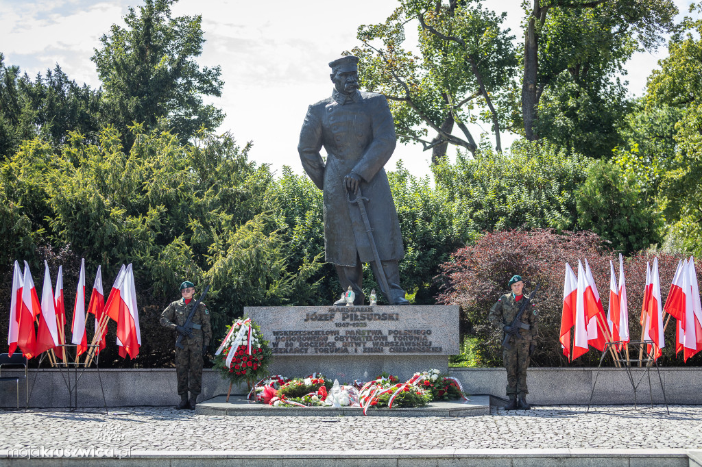 Obchody Święta Wojska Polskiego w Kujawsko-Pomorskiem [FOTORELACJA]