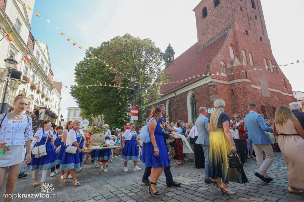 W Grudziądzu trwają regionalne obchody Święta Plonów [ZDJĘCIA]