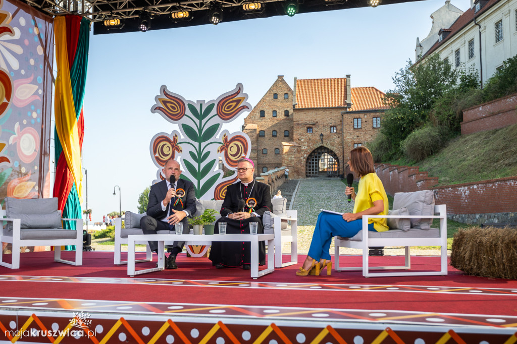 W Grudziądzu trwają regionalne obchody Święta Plonów [ZDJĘCIA]