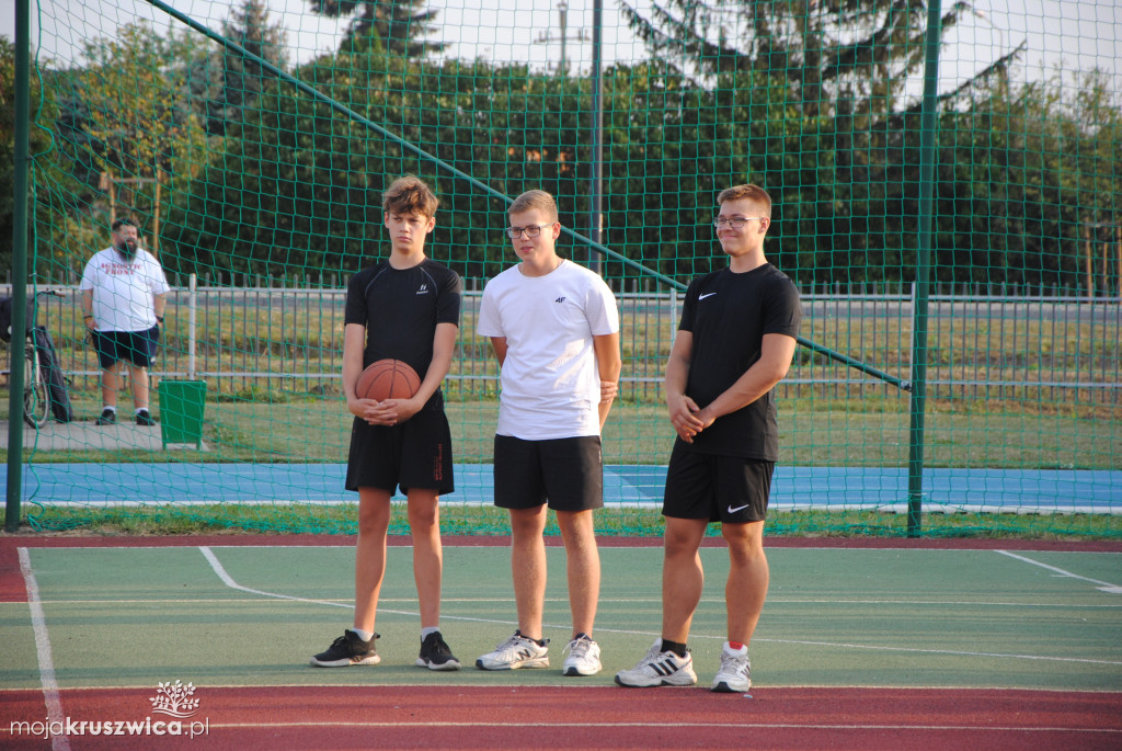 NASZ PATRONAT: Rozpoczął się VIII Turniej Koszykówki Ulicznej Streetball [ZDJĘCIA]