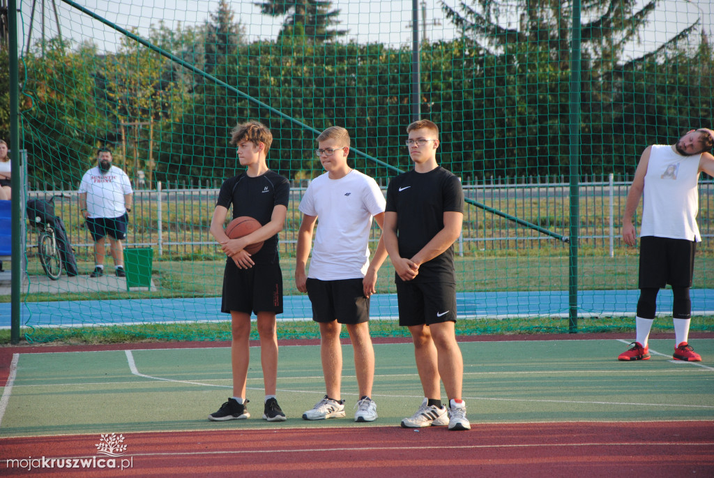 NASZ PATRONAT: Rozpoczął się VIII Turniej Koszykówki Ulicznej Streetball [ZDJĘCIA]