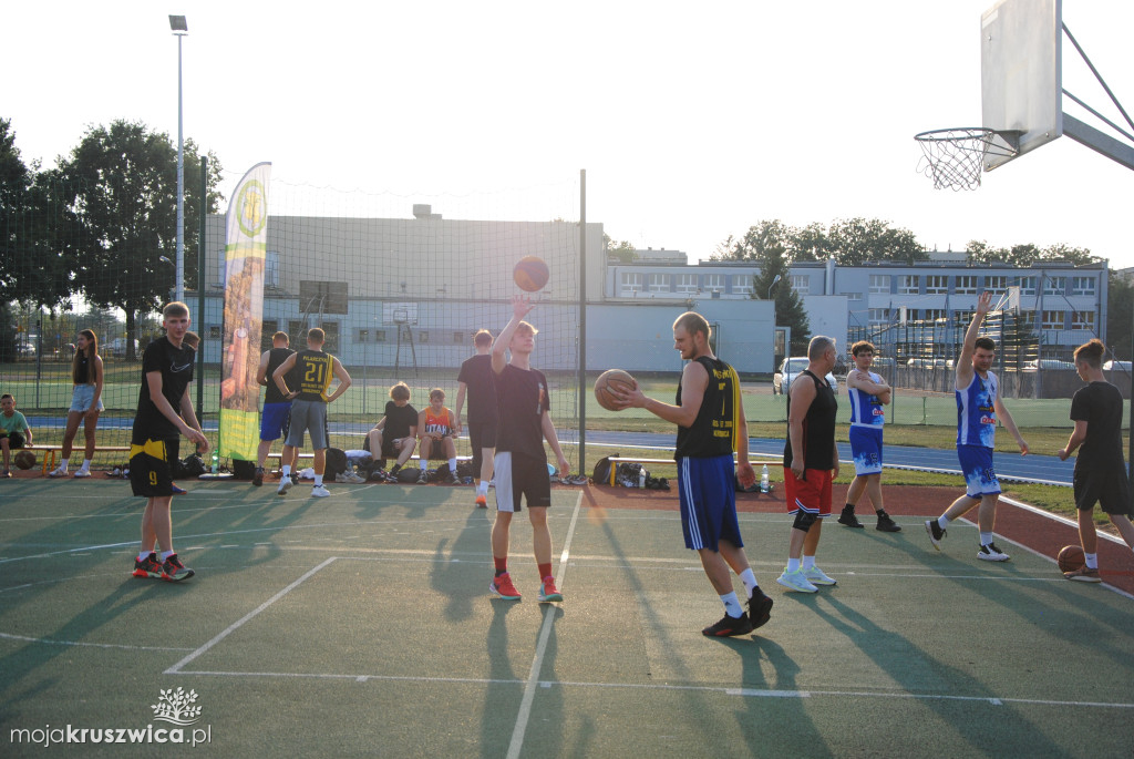 NASZ PATRONAT: Rozpoczął się VIII Turniej Koszykówki Ulicznej Streetball [ZDJĘCIA]