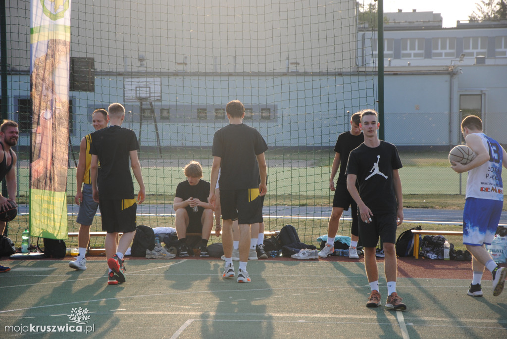 NASZ PATRONAT: Rozpoczął się VIII Turniej Koszykówki Ulicznej Streetball [ZDJĘCIA]