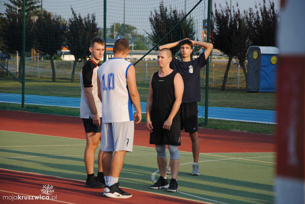 NASZ PATRONAT: Rozpoczął się VIII Turniej Koszykówki Ulicznej Streetball [ZDJĘCIA]